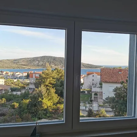 Apartment Pinia Primosten Exterior photo