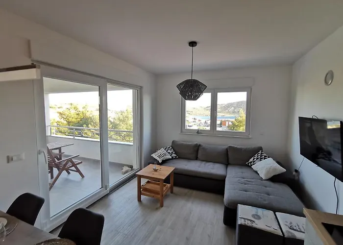 Apartment Pinia